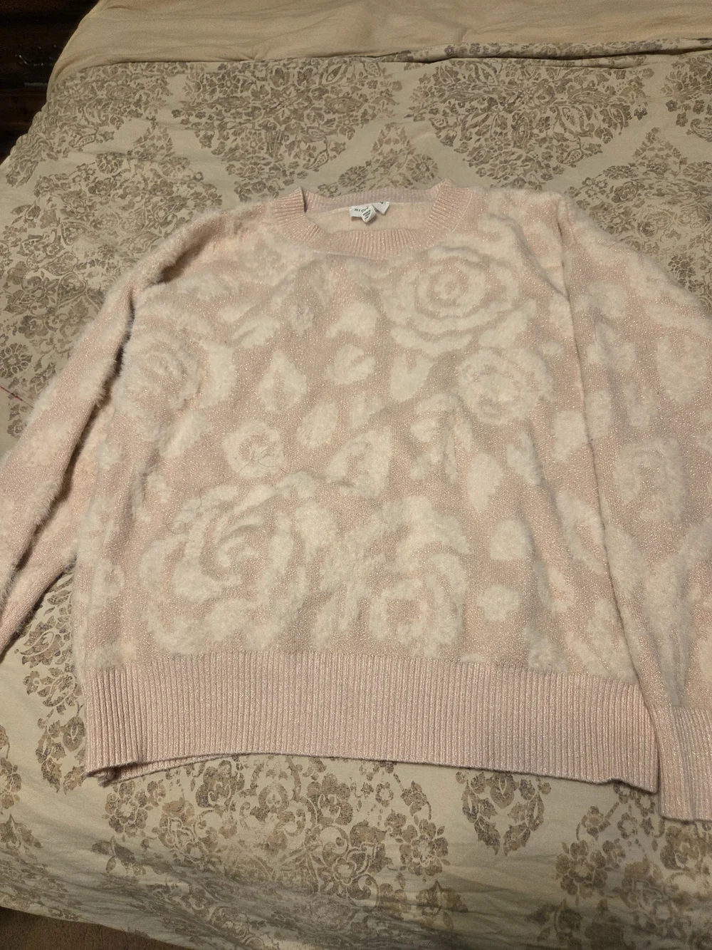 Soft Pink Floral Crewneck Sweater with Textured Knit Large